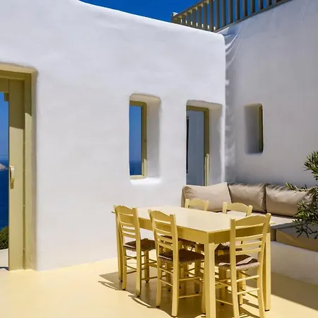 Isabella Family Close To The