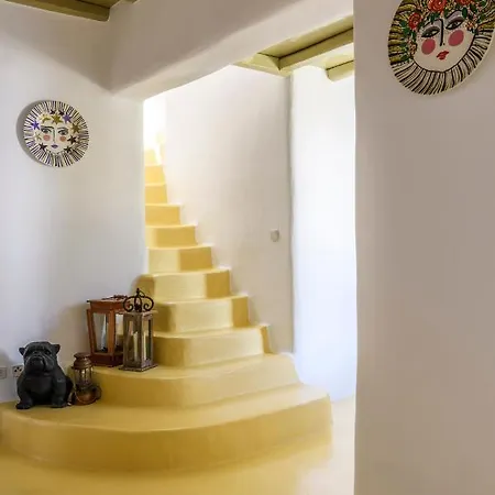 Vila Isabella Family Close To The Ftelia (Mykonos)