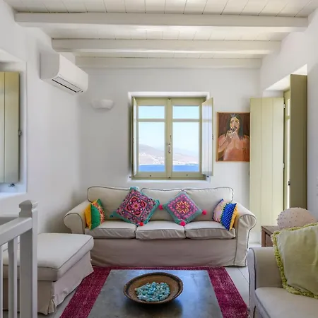 Isabella Family Close To The Villa Ftelia (Mykonos)