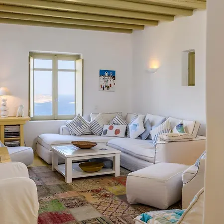 Villa Isabella Family Close To The Ftelia (Mykonos)