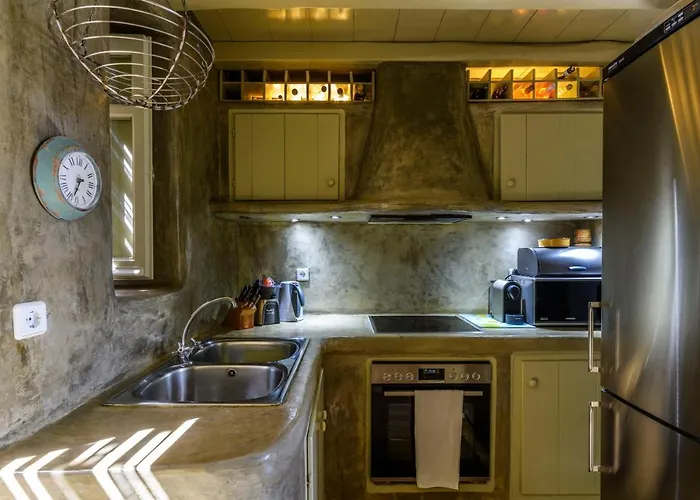 Isabella Family Close To The Villa