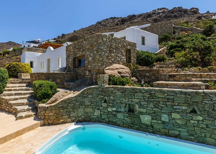 Isabella Family Close To The